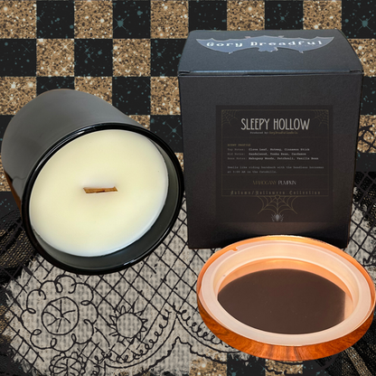 Sleepy Hollow Crackling Wooden Wick Candle: Mahogany Pumpkin Scent